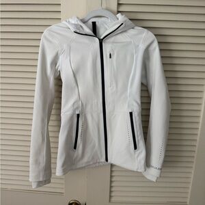 Lululemon Cross Chill Performance Jacket- White- Size 2